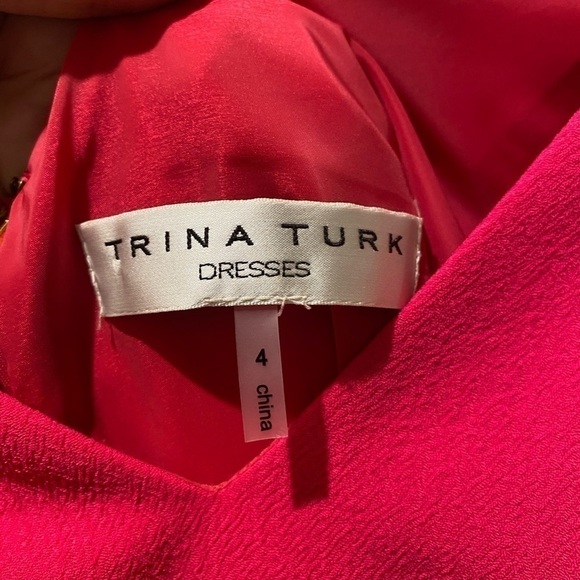 𝅺TRINA Turk Double V Sheath Dress in Fuchsia - Picture 2 of 10